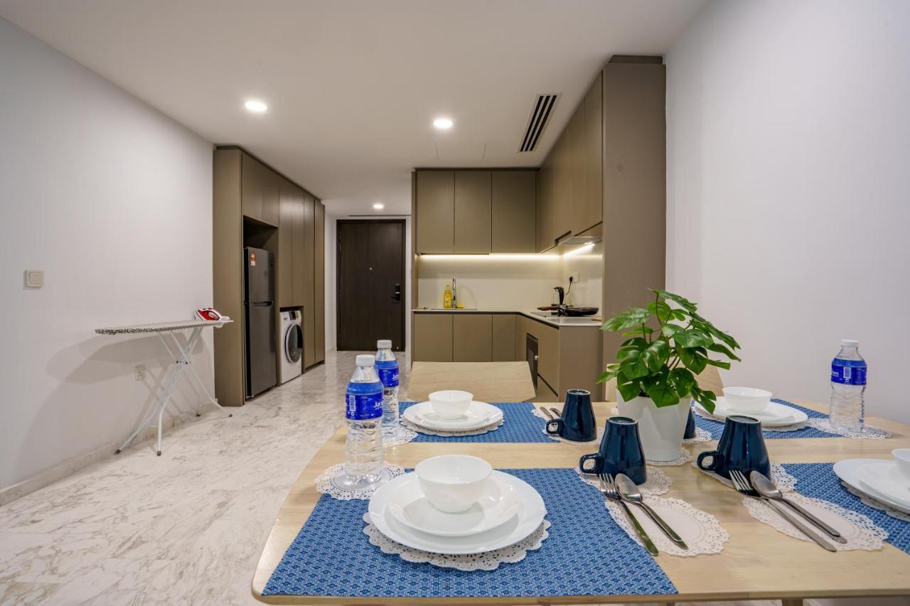 Eaton Klcc Apartment